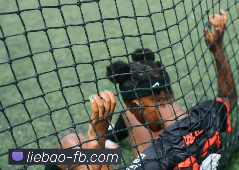 弗兰克透露穆阿尼或将在周末复出并强调自己在转会运作中的决定权